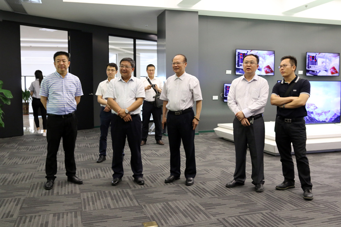 贺州市副市长杨育智一行莅临惠州康冠调研