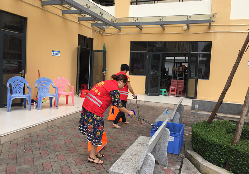 “志愿服务在行动 文明花香满康冠” —记惠州康冠“讲文明 爱卫生”志愿服务活动